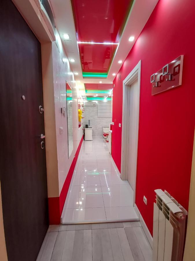Apartamento Spa Apartman Red Passion Belgrado Exterior foto