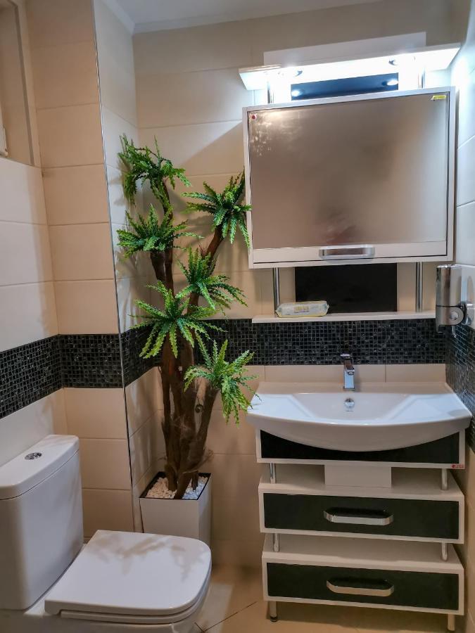 Apartamento Spa Apartman Red Passion Belgrado Exterior foto